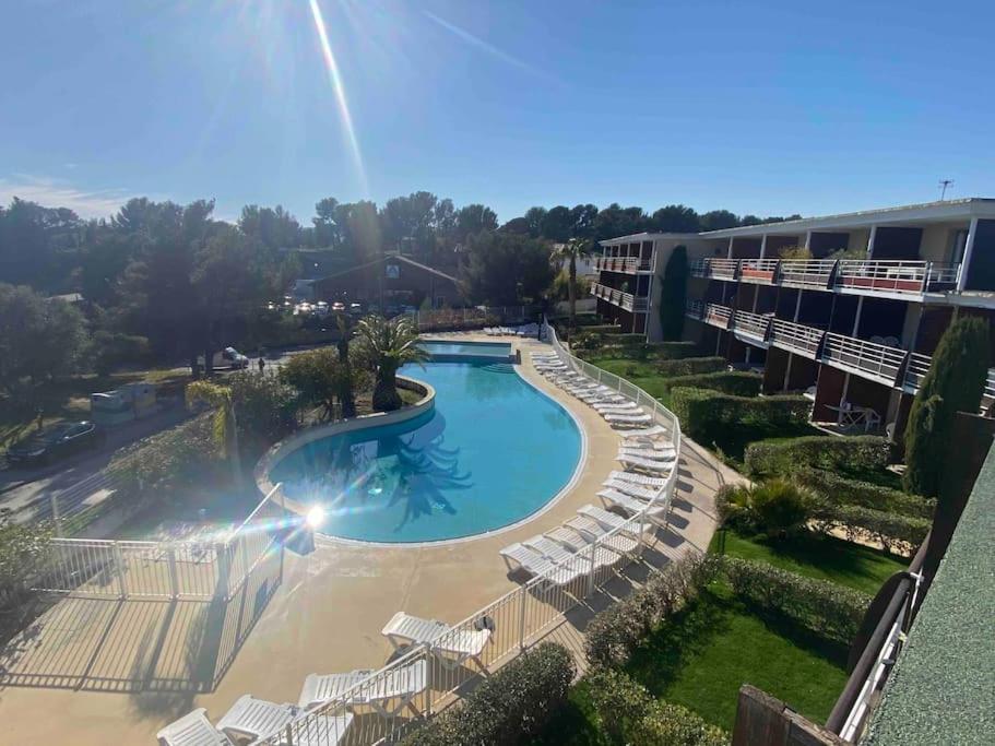 Weekends & Vacances La Ciotat Apartment Luaran gambar